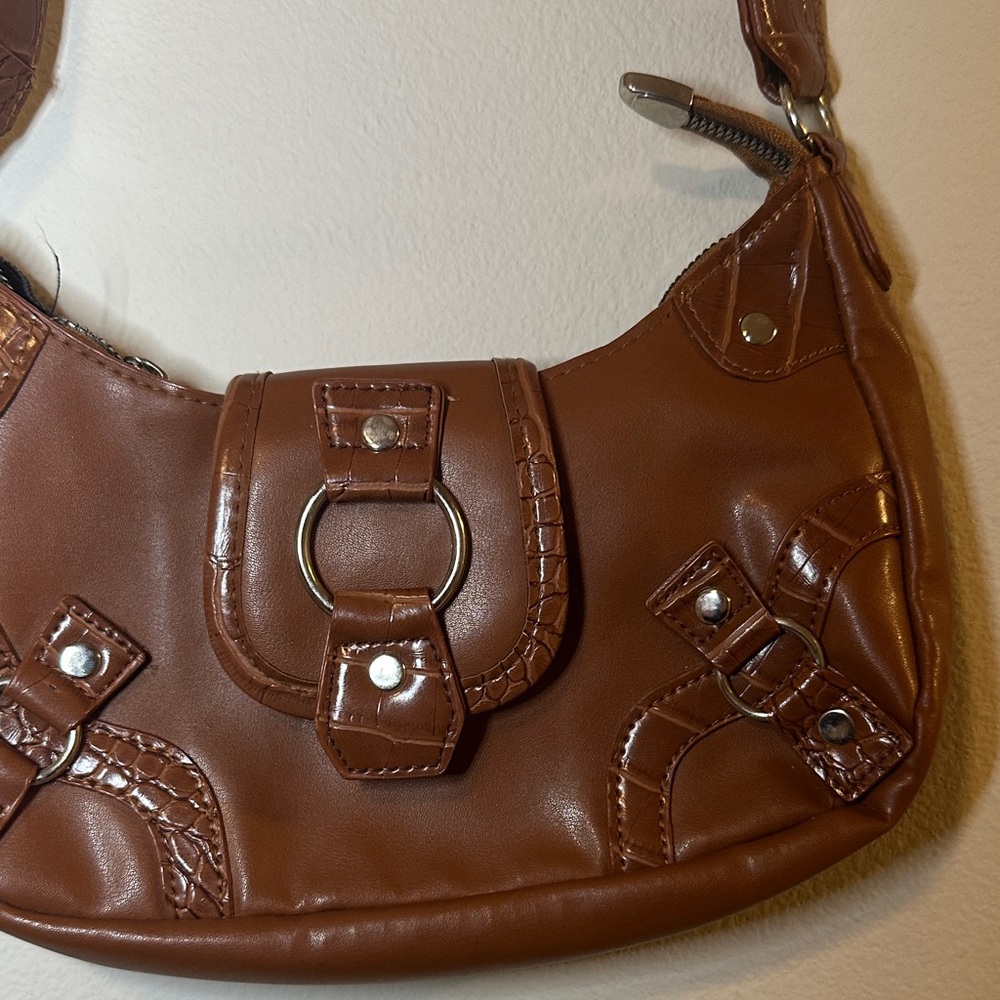 Brown Leather Shoulder Bag - Picture 4 of 9
